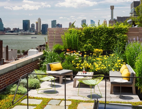 【美国纽约】拥有迷人室内庭院和屋顶花园的顶层公寓惊艳改造